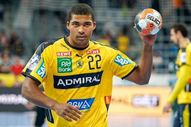 Mads Mensah Larsen RNL, 22 , on the ball, single picture, action, action, 02 10 2019, Mannheim Germany , handball, DHB cup, Rhein Neckar Löwen Frisch Auf Göppingen xozx