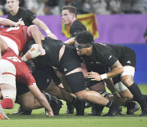 Rugby World Cup: New Zealand v Canada New Zealand flanker Ardie Savea sports goggles -- due to long-term eyesight problems -- during a Rugby World Cup game against Canada in Oita, Japan, on Oct. 2, 2019. New Zealand media said Savea had become the first player to wear goggles in a World Cup match. 