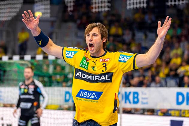 Mannheim, Germany 02 October 2019 DHB Cup Round of the Sixteen Rhein Neckar Lions vs. Fresh Auf Göppingen Uwe Gensheimer Loewen Jubel Freude Emotion Mannheim SAP Arena Baden Württemberg Germany