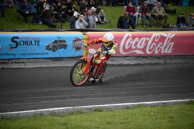 Vaclav Milik (AC Landshut, weiß, Nr.12), Speedway, Bundesliga, Männer, Deutsche Meisterschaft, Finnale 03.10.19 Brokstedt Holsteinring Schleswig-Holstein Germany *** Vaclav Milik AC Landshut, white, No 12 , Speedway, Bundesliga, Men, German Championship, Finnale 03 10 19 Brokstedt Holsteinring Schleswig Holstein Germany