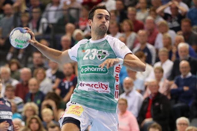 SG Flensburg Handewitt vs. TSV Hannover Burgdorf, DHB Cup Round of 16, Flensburg 03 10 19 Cristian Ugalde Garcia TSV Hannover Burgdorf, 23 Copyright: xBEAUTIFULxSPORTS MarioxM.xKobergx