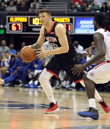 October 3, 2019 - Houston Rockets center Isaiah Hartenstein 55 during a preseason game between the Los Angeles Clippers and the Houston Rockets at the Stan Sheriff Center on the campus of the University of Hawaii at Manoa in Honolulu, HI - CSM. NBA, Basketball Herren, USA Basketball 2019: Houston Rockets v. LA Clippers OCT03 - ZUMAc04_ 20191003_zaf_c04_439 Copyright: xMichaelxSullivanx