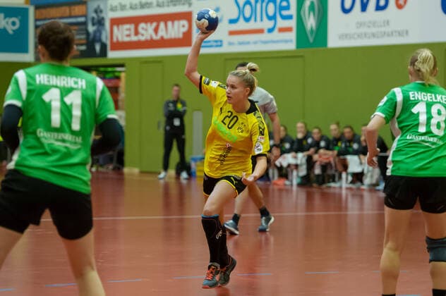 Merel Freriks Borussia Dortmund, BVB, 20 am Ball, game scene, action, action, 05 10 2019, Bremen Germany , Handball, DHB Cup Women, SV Werder Bremen Borussia Dortmund xobx