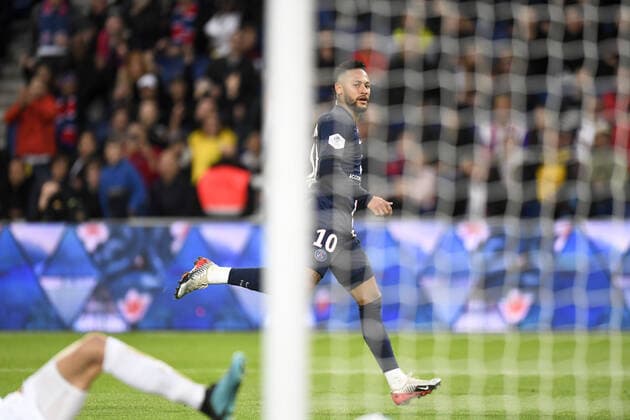 10 NEYMAR JR (PSG) - BUT FOOTBALL : Paris SG vs Angers - Ligue 1 Conforama - 05 10 2019 AnthonyBIBARD FEP Panoramic 