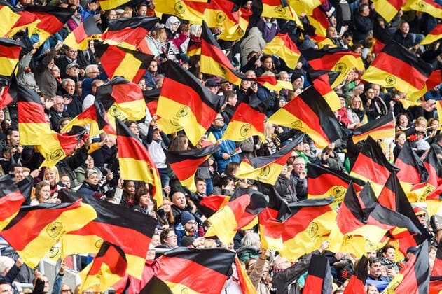 The German fans cheer about a goal, fans, audience, spectators, mood, atmosphere, stadium, 05 10 2019, Aachen Germany , football, European Championship qualification women, Germany Ukraine, DFB DFL REGULATIONS PROHIBIT ANY USE OF PHOTOGRAPHS AS IMAGE SEQUENCES AND OR QUASI VIDEO xmhx
