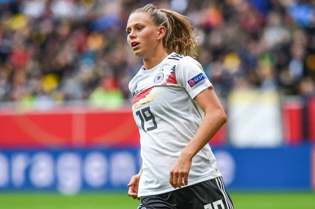 Klara Bühl Germany, 19 , Portrait, Portrait, 05 10 2019, Aachen Germany , Football, European Championship Qualification Women, Germany Ukraine, DFB DFL REGULATIONS PROHIBIT ANY USE OF PHOTOGRAPHS AS IMAGE SEQUENCES AND OR QUASI VIDEO xmhx
