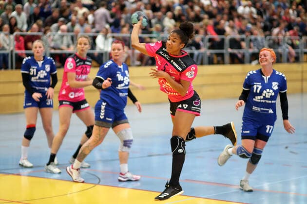 Delaila Amega TuS Metzingen DHB Cup 2 round HSG Neudorf Doeöbeln TuS Metzingen Neudorf Copyright: xEIBNER Westphalx EP_WES