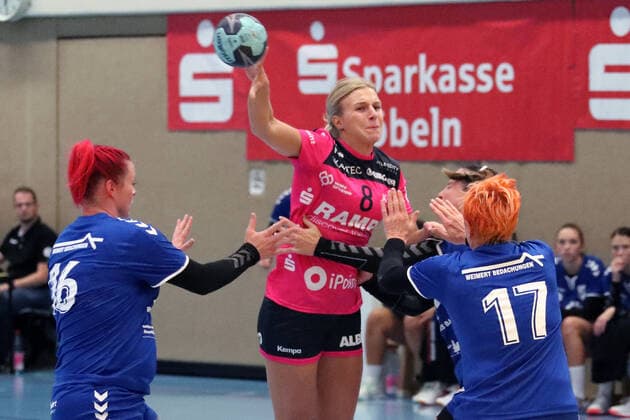 Simone Cathrine Petersen Tus Metzingen DHB Cup 2 round HSG Neudorf Doeöbeln TuS Metzingen Neudorf Copyright: xEIBNER Westphalx EP_WES