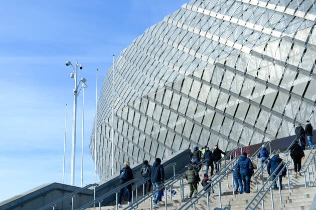 191006 Crowd outside Tele2 Arena before the Allsvenskan football match between Djurgarden and Hammarby on October 6, 2019 in Stockholm,  Copyright: SIMONxHASTEGARD BB191006SH010
