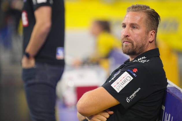 Handball Bundesliga Rhein Neckar Loewen vs HSG Wetzlar Mannheim, Germany 06 October 2019 8 Matchday of Liqui Moly Handball Bundesliga Sports Director Oliver Roggisch Loewen , Aktion Einzelbild