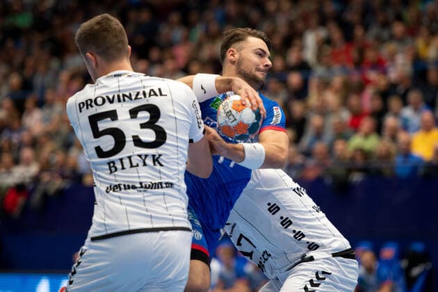 Lemgo, Germany 06 10 2019 1 Handball Bundesliga 2019 2020 TBV Lemgo Lippe vs. THW Kiel L R Lemgo North Rhine-Westphalia Germany Phoenix Contact Arena