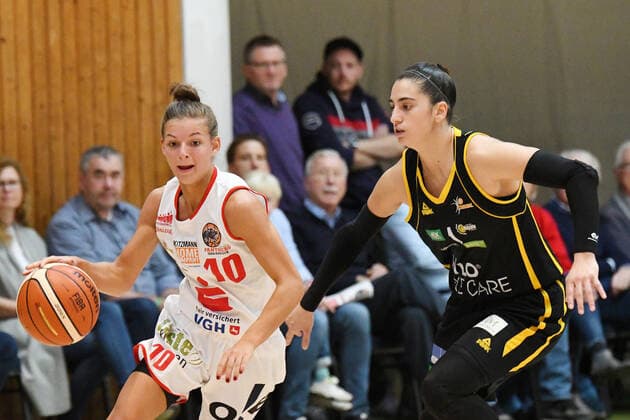 GER, DBBL, GiroLive Panthers Osnabrueck vs inexio Royals Saarlouis 06 10 2019, Panthers Dome, Osnabrück, GER, DBBL, GiroLive Panthers Osnabrueck vs inexio Royals Saarlouis in picture Jenny Strozyk GiroLive Panthers Osnabrück 10 Andrea Andelova inexio Royals Saarlouis 4 nordphotox xPaetzel nph00403