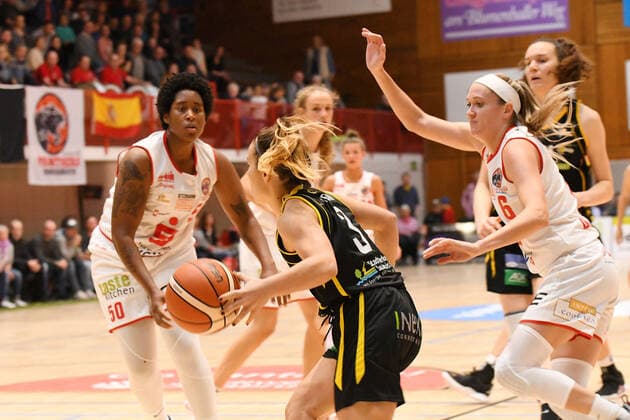 GER, DBBL, GiroLive Panthers Osnabrueck vs inexio Royals Saarlouis 06 10 2019, Panthers Dome, Osnabrück, GER, DBBL, GiroLive Panthers Osnabrueck vs inexio Royals Saarlouis in picture Fee Zimmermann inexio Royals Saarlouis 3 nordphotox xPaetzel nph00403