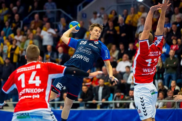 Bietigheim, Germany 06 October 2019 2 BL 19 20 SG BBM Bietigheim vs HSV Handball Hamburg v li Lukas Ossenkopp HSV Hamburg , Maximilian Trost SG BBM Bietigheim , Bietigheim Egetrans Arena Baden Württemberg Germany