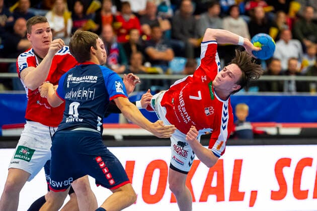 Bietigheim, Germany 06 October 2019 2 BL 19 20 SG BBM Bietigheim vs HSV Handball Hamburg Max Oehler öhler SG BBM Bietigheim , Leif Tissier HSV Hamburg Bietigheim Egetrans Arena Baden Württemberg Germany