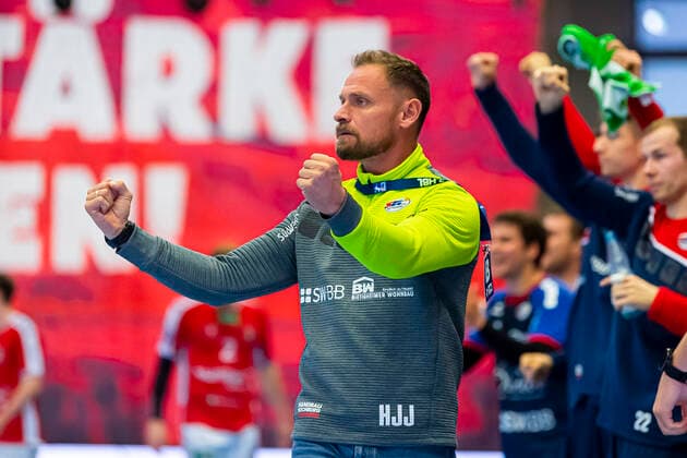 Bietigheim, Germany 06 October 2019 2 BL 19 20 SG BBM Bietigheim vs HSV Handball Hamburg Coach Hannes Jon Jonsson SG BBM Bietigheim Jubel Freude Emotion Bietigheim Egetrans Arena Baden Württemberg Germany