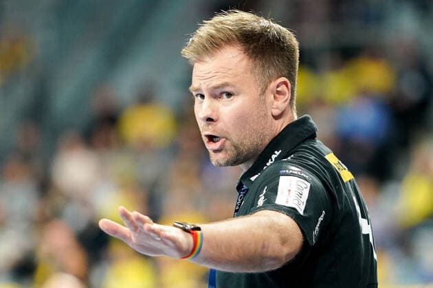 Kristjan Andresson coach, head coach, RNL , gives instructions, gesticulate, gesticulate with the arms, gives instructions, gesticulate, single picture, action, action, 06 10 2019, Mannheim, handball, Bundesliga, Rhein Neckar Löwen HSG Wetzlar xozx