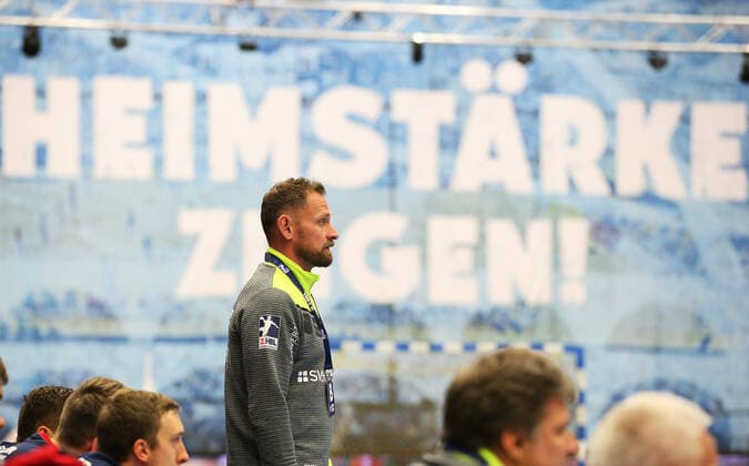 06 10 2019, Germany, Bietigheim, Handball 2 Bundesliga Men Season 2019 2020 SG BBM Bietigheim vs HSV Hamburg Coach Hannes Jon Jonsson BBM
