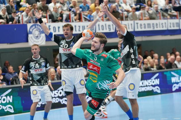 GER, 1 HBL men, Bergischer HC vs TSV GWD Minden 06 10 2019, Klingenhalle, Solingen, GER, 1 HBL men, Bergischer HC vs TSV GWD Minden, in picture shows Joscha Ritterbach Minden 5 , with one goal nordphotox xMeuter nph00351