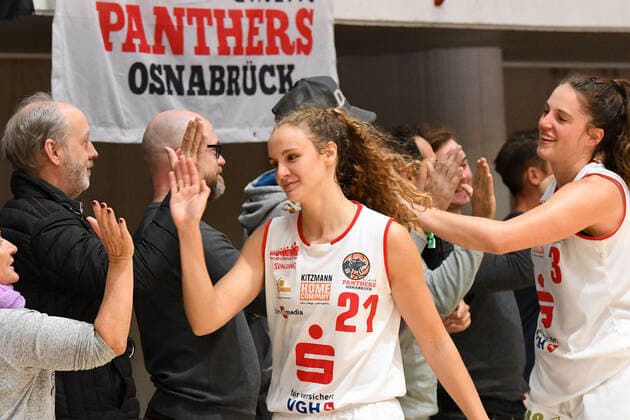 GER, DBBL, GiroLive Panthers Osnabrueck vs inexio Royals Saarlouis 06 10 2019, Panthers Dome, Osnabrück, GER, DBBL, GiroLive Panthers Osnabrueck vs inexio Royals Saarlouis in picture Katie McWilliams GiroLive Panthers Osnabrück 21 nordphotox xPaetzel nph00403