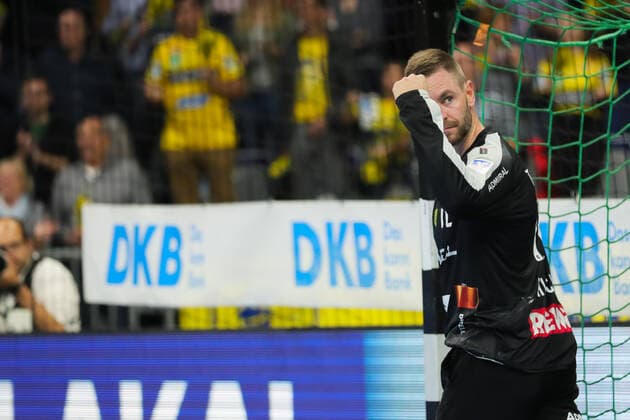 Handball Bundesliga Rhein Neckar Loewen vs HSG Wetzlar Mannheim, Germany 06 October 2019 8 matchday of Liqui Moly Handball Bundesliga goalkeeper Andreas Palicka Loewen , action single frame gesture gesticulated gesture mimic strong facial expression emotion