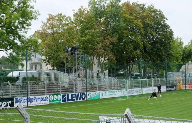 Leipzig, 06 10 2019, Alfred Kunze Sportpark, Fußball, Herren, Regionalliga Nordost, 11 Spieltag , BSG Chemie Leipzig 1 FC Lokomotive Leipzig 2 0 1 0 , In the picture Empty FC Lok Fanblock The club boycotted this Derby due to a small contingent of tickets on the ranks,