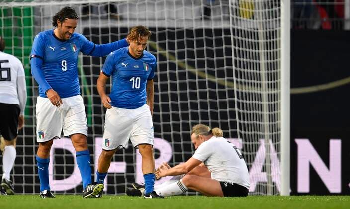 07 10 2019 Soccer International Legends Game DFB All Stars Germany gg Azzurri Legends Italy Luca Toni Italy Azzuri Legends Franceso Totti Italy Azzuri Legends Michael Schulz Germany DFB All Stars