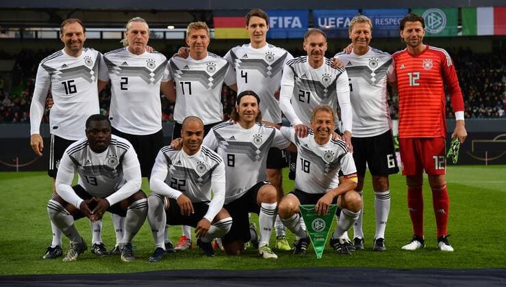 07 10 2019 Soccer International Legends Game DFB All Stars Germany gg Azzurri Legends Italy Team photo Germany back from left Jens Nowotny Germany DFB All Stars Michael Schulz Germany DFB All Stars Marko Rehmer Germany DFB All Stars Philipp Wollscheid Germany DFB All Stars Alexander Zickler Germany DFB All Stars Guido Buchwald Germany DFB All Stars Roman Weidenfeller Germany DFB All Stars front from left Gerald Asamoah Germany DFB All Stars David Odonkor Germany DFB All Stars Torsten Frings Germany DFB All Stars Jürgen Klinsmann Germany DFB All Stars