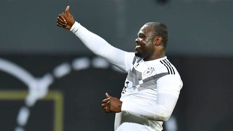 07 10 2019 International football match Legends Game DFB All Stars Germany gg Azzurri Legends Italy Gerald Asamoah Germany DFB All Stars Thumbs up Thumbs up End of game