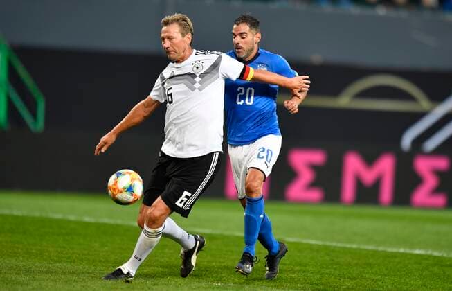 07 10 2019 Soccer International Legends Game DFB All Stars Germany gg Azzurri Legends Italy MeZi Guido Buchwald Germany DFB All Stars Simone Perrotta Italy Azzuri Legends