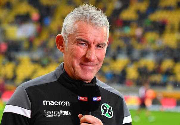 Coach Mirko Slomka Hannover , 05 10 2019, Soccer, GER, Season 2019 2020, 2 Bundesliga, 9 Matchday, Rudolf Harbig Stadion Dresden, SG Dynamo Dresden Hannover 96, DFL REGULATIONS PROHIBIT ANY USE OF PHOTOGRAPHS as IMAGE SEQUENCES and or QUASI VIDEO,