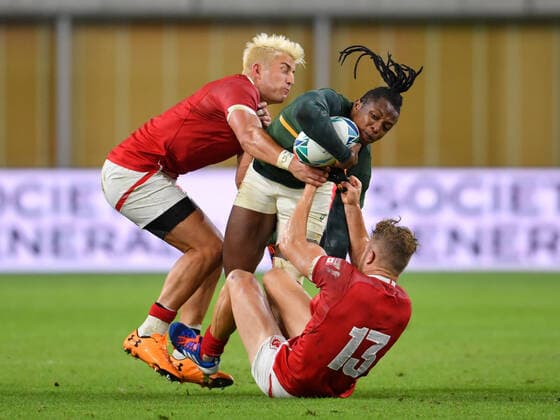 Rugby Union - 2019 Rugby World Cup - Pool B: South Africa vs. Canada South Africa s Sbu Nkosi is tackled by Canada s Conor Trainor and DTH van der Merwe, at Kobe Misaki Stadium, Kobe City. COLORSPORT ASHLEY WESTERN 