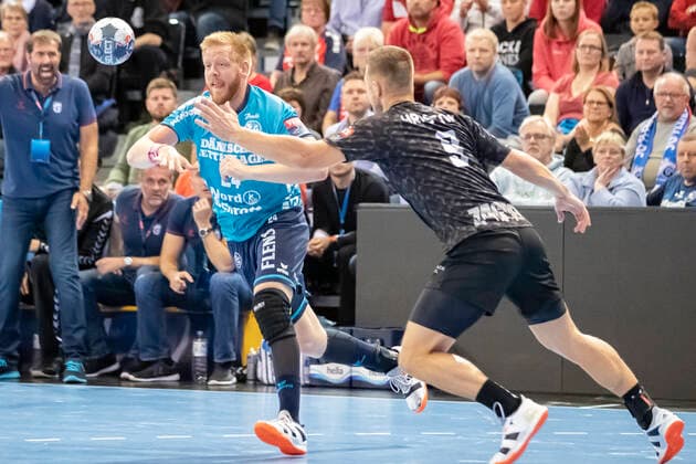 SG Flensburg Handewitt vs. HC PPD Zagreb, Handball, VELUX EHF Champions League Group Phase, Flensburg 09 10 19 Jim Gottfridsson SG Flensburg Handewitt, 24 against Tin Kontrec HC PPD Zagreb, 09 Copyright: xBEAUTIFULxSPORTS MarioxM.xKobergx