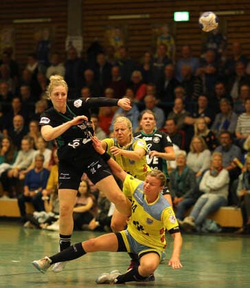 Photo Helena Mikkelsen Oldenburg vs. Friederike Gubernatis Handball 1 Bundesliga Women, Wed 09 10 2019 BSV Buxtehude Oldenburg