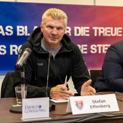 Introduction Stefan Effenberg at KFC Uerdingen on 10 10 2019 at Hotel Tulip Inn in Düsseldorf Stefan Effenberg Manager Sport Uerdingen DFB regulations prohibit any use of photographs as image sequences and or quasi video xSBx