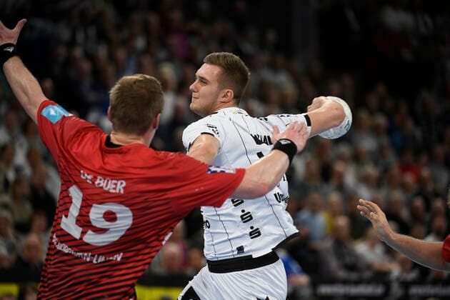 Nikola Bilyk THW Kiel vs Luca de Boer HSG Nordhorn Lingen , Handball Bundesliga, Liqui Moly HBL, Men, 9 Matchday, THW Kiel vs HSG Nordhorn Lingen, 10 10 19 Kiel Sparkassen Arena Schleswig Holstein Germany