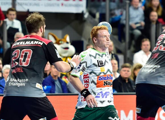 10 10 2019 Handball 1 Bundesliga DKB HBL Season 2019 2020 08 Matchday HC Erlangen Metropolitan Region Nuremberg HCE FA Göppingen OGo Nico Büdel 20, HC Erlangen Nicolai Theilinger 3, Frisch Auf Göppingen