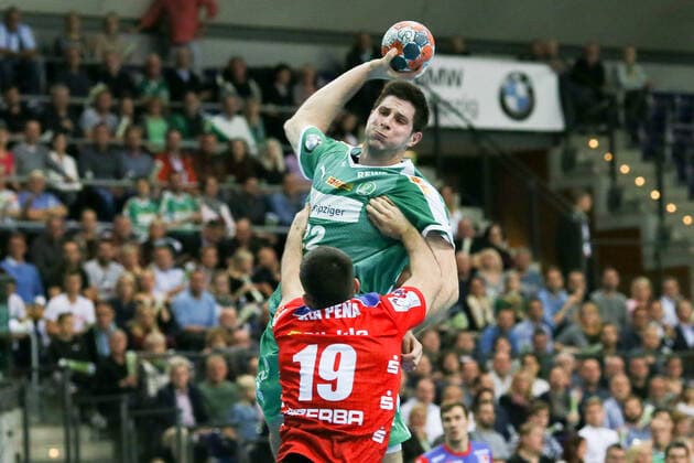DHfK Balingen Handball Leipzig, 10 10 2019, Arena Leipzig, Handball, 1 Bundesliga, 9 Matchday , SC DHfK HBW Balingen Weilstetten 27 26 10 14 , In the picture Juan de la Pena 19, Balingen in front of Marko Mamic 22, Leipzig ,