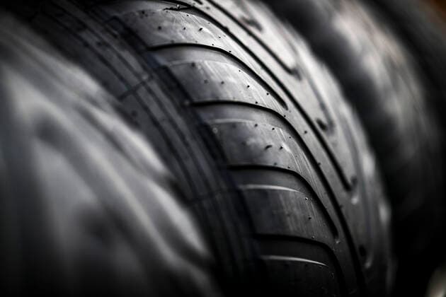 Motorsports: FIA Formula One World Championship, WM, Weltmeisterschaft 2019, Grand Prix of Japan, Pirelli, tire, tires, tyre, tyres, wheel, wheels, Reifen, Rad, feature Suzuka Japan