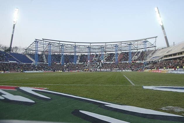 From 1 BL Season 2003 04 Hannover 96 Red Black against Hertha BSC 1 3 on 29 02 2004 in the AWD Arena In the photo Conversion of the Niedersachsenstadion in AWD Arena