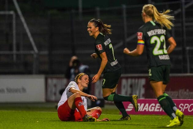COLOGNE, GERMANY - OCTOBER 11:Sara Björk Gunnarsdottir of Vfl Wolfsburg scores her 2nd goal of the evening during the Die Liga Women s league match between 1. FC Köln and Vfl Wolfsburg at Franz-Kremer-Stadion on October 11, 2019 in Cologne, Germany (Photo by Daniela Porcelli SPP) Copyright: xDanielaxPorcellix 20191011-19-56-02-DJP05833