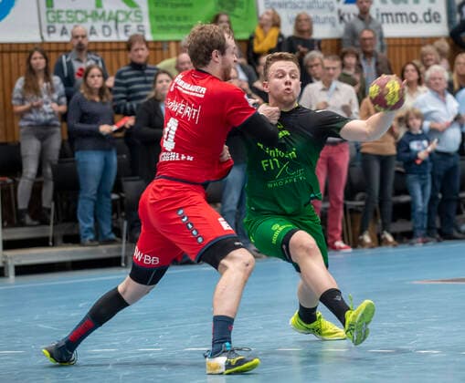 Germany, Würzburg, s Oliver Arena, 11 10 2019, Handball, 2 Bundesliga, DJK Rimpar Wölfe SG BBM Bietigheim Picture by Patrick Rentschler SG BBM Bietigheim and Steffen Kaufmann DJK Rimpar Wölfe, 18 Copyright: HMBxMedia xHeikoxBecker