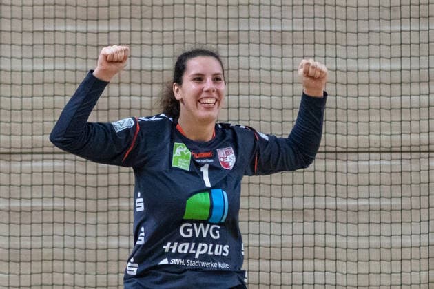 12 10 2019, Handball, women, 2 Bundesliga, SV Union Halle Neustadt HC Roedertal, goalkeeper Isabel Gois Union Halle cheers after a parried throw Halle Erdgas Sportarena ST Germany