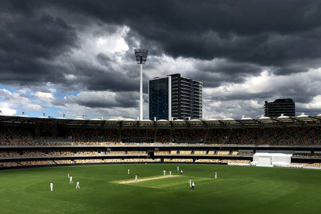 Bilder des Jahres 2019, Sport 10 Oktober Sport Themen der Woche KW41 Sport Bilder des Tages CRICKET SHIELD BULLS BLUES, A general view is seen during day 4 of the Marsh Sheffield Shield cricket match between the Queensland Bulls and the New South Wales Blues at the Gabba in Brisbane, Sunday, October 13, 2019. ( NO ARCHIVING, EDITORIAL USE ONLY, NO USE IN BOOKS WITHOUT CONSENT BRISBANE QLD AUSTRALIA  Copyright: xALBERTxPEREZx 20191013001426230050