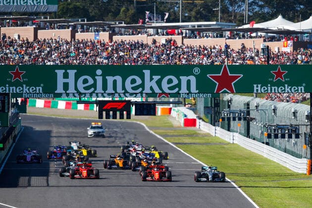 Motorsports: FIA Formula One World Championship, WM, Weltmeisterschaft 2019, Grand Prix of Japan, Start, 77 Valtteri Bottas (FIN, Mercedes AMG Petronas Motorsport), 5 Sebastian Vettel (GER, Scuderia Ferrari Mission Winnow), 16 Charles Leclerc (MCO, Scuderia Ferrari Mission Winnow), 44 Lewis Hamilton (GBR, Mercedes AMG Petronas Motorsport), Suzuka Japan