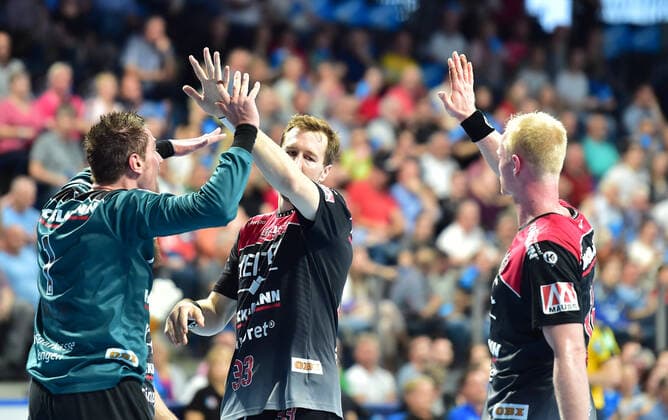 13 10 2019 Handball 1 Bundesliga DKB HBL Season 2019 2020 09 Matchday HC Erlangen Metropolregion Nürnberg HCE Rhein Neckar Löwen OGo Carsten Lichtlein 1, HC Erlangen HCE Nikolai Link 33, HC Erlangen HCE Sebastian Firnhaber 18, HC Erlangen HCE Jubel Freude