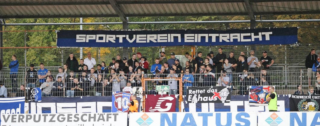12 10 2019, xmohx, Football Oberliga Rheinland Pfalz Saar, SV Eintracht 05 Trier FC Hertha Wiesbach emspor, v l The fans of SV Eintracht Trier 05 DFL DFB REGULATIONS PROHIBIT ANY USE OF PHOTOGRAPHS as IMAGE SEQUENCES and or QUASI VIDEO Trier