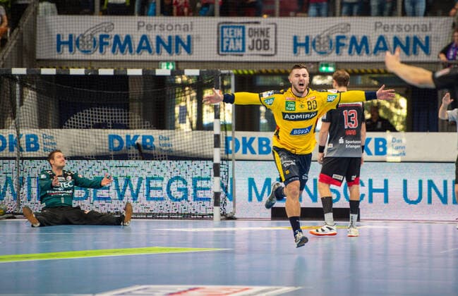13 10 2019 Handball 1 Bundesliga DKB HBL Season 2019 2020 09 Matchday HC Erlangen Metropolregion Nürnberg HCE Rhein Neckar Löwen OGo Jannik Kohlbacher 80, Rhein Neckar Löwen Jubel Freude