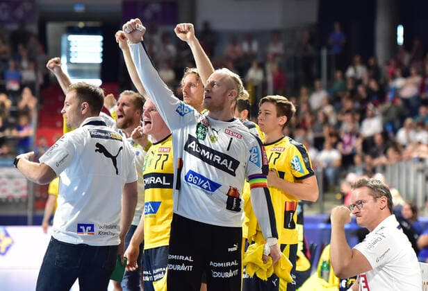 13 10 2019 Handball 1 Bundesliga DKB HBL Season 2019 2020 09 Matchday HC Erlangen Metropolregion Nürnberg HCE Rhein Neckar Löwen OGo Team Team Rhein Neckar Löwen Mikael Appelgren 1, Rhein Neckar Löwen Kristjan Andersson Trainer, Rhein Neckar Löwen Jubel Freude
