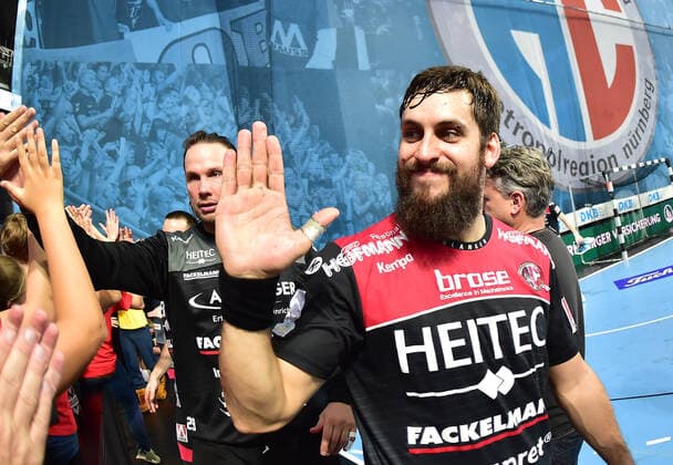 13 10 2019 Handball 1 Bundesliga DKB HBL Season 2019 2020 09 Matchday HC Erlangen Metropolregion Nürnberg HCE Rhein Neckar Löwen OGo Quentin Minel 34, HC Erlangen HCE Jubel Freude nach Spielende